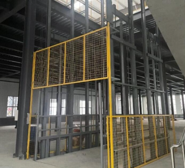 茄子河请详细介绍一下货梯安装在室外的维护方法